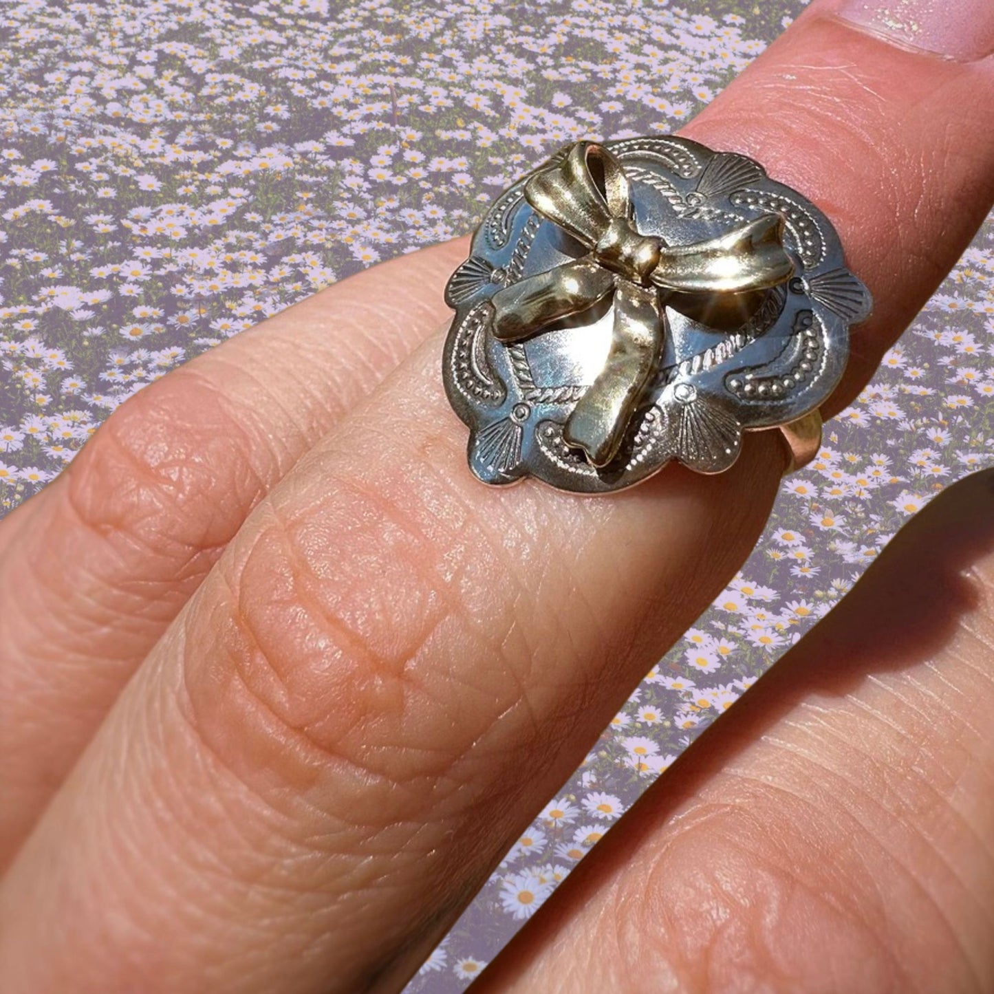 Cutie Bow Concho Ring