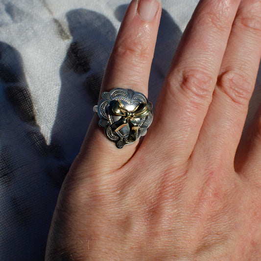 Cutie Bow Concho Ring