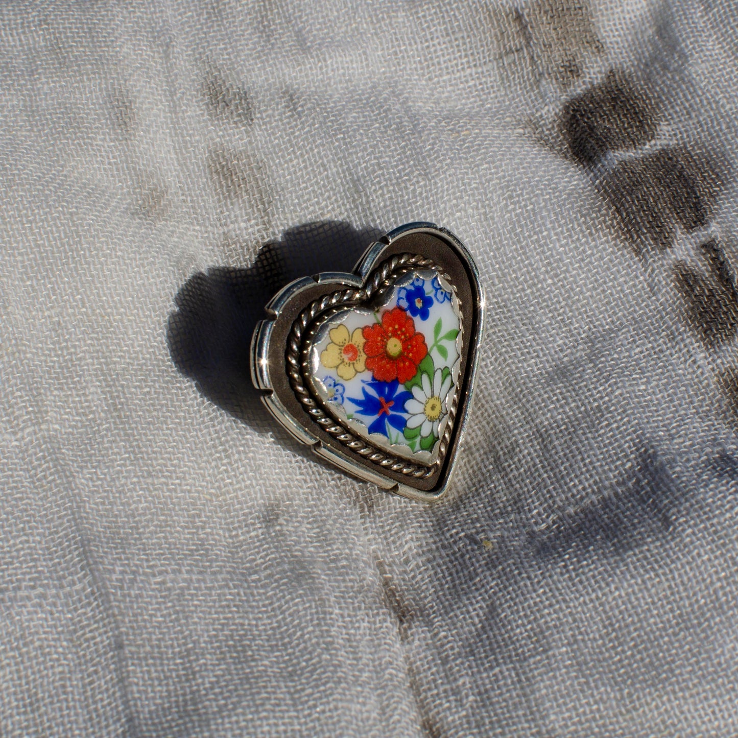 Vintage Flora Heart Ring