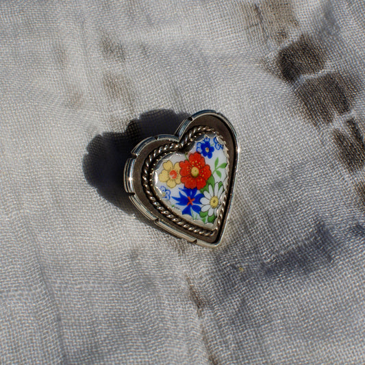 Vintage Flora Heart Ring