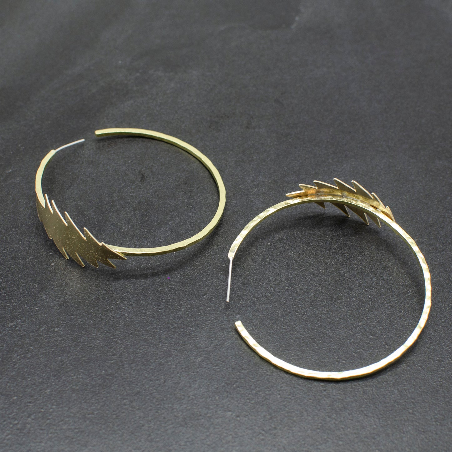 GD Bolt Hammered Hoops