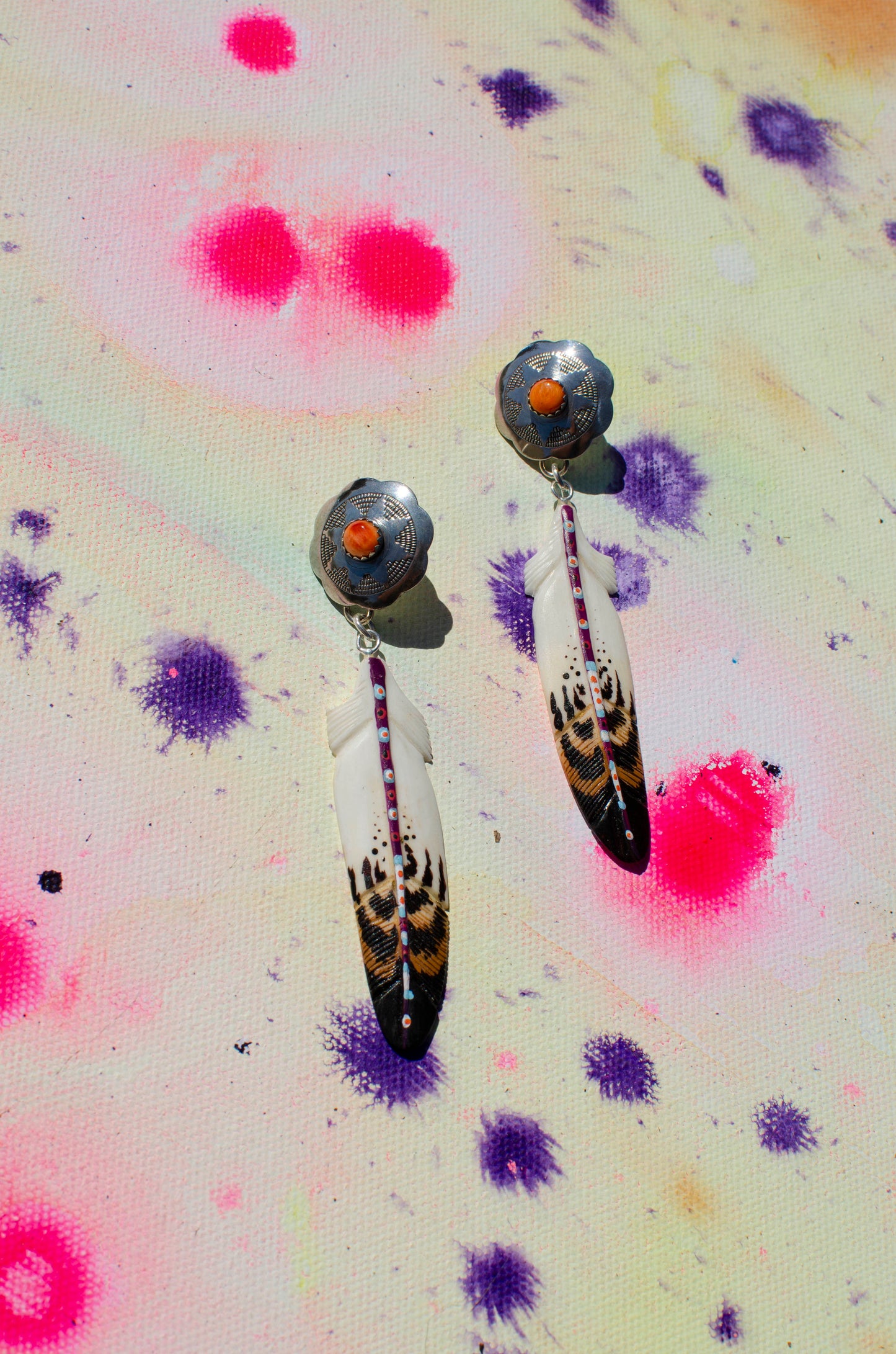 Spiny Oyster Concho Feather Earrings