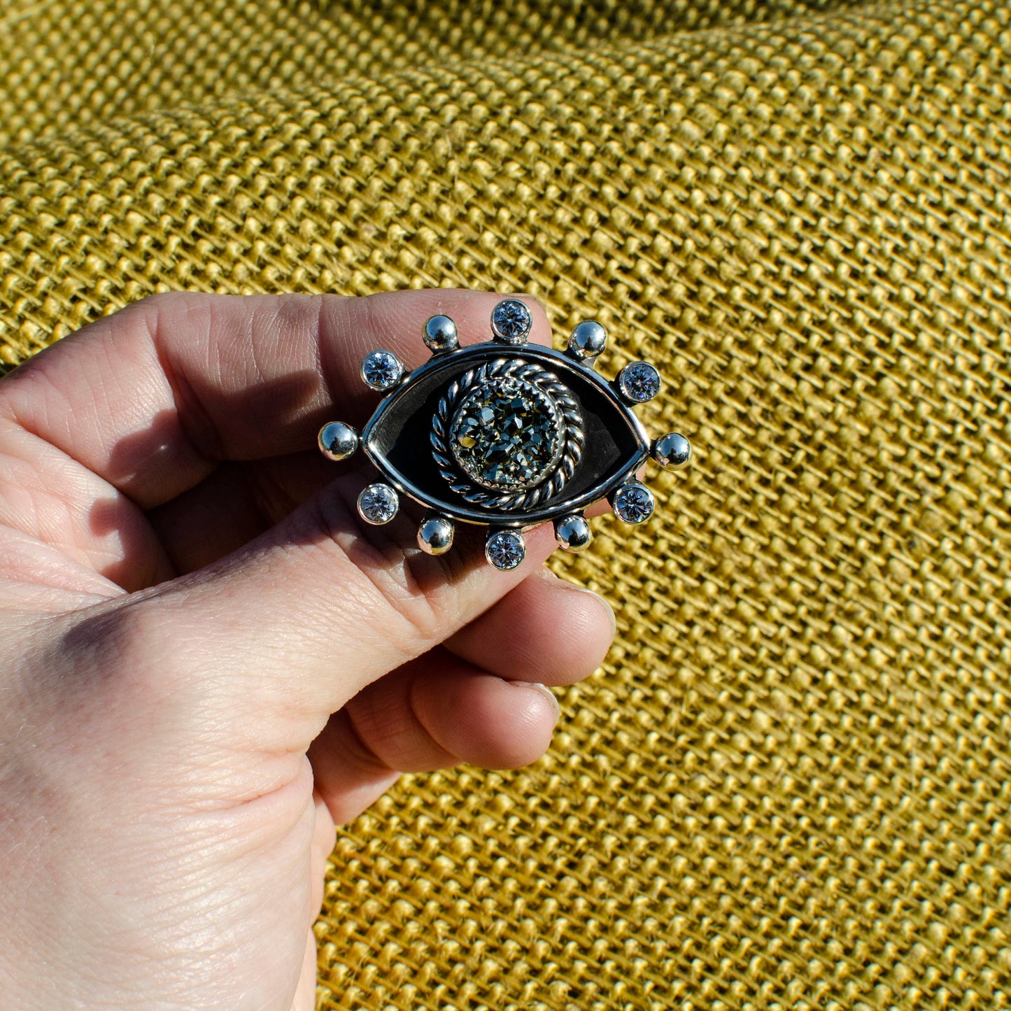 Eye Ring