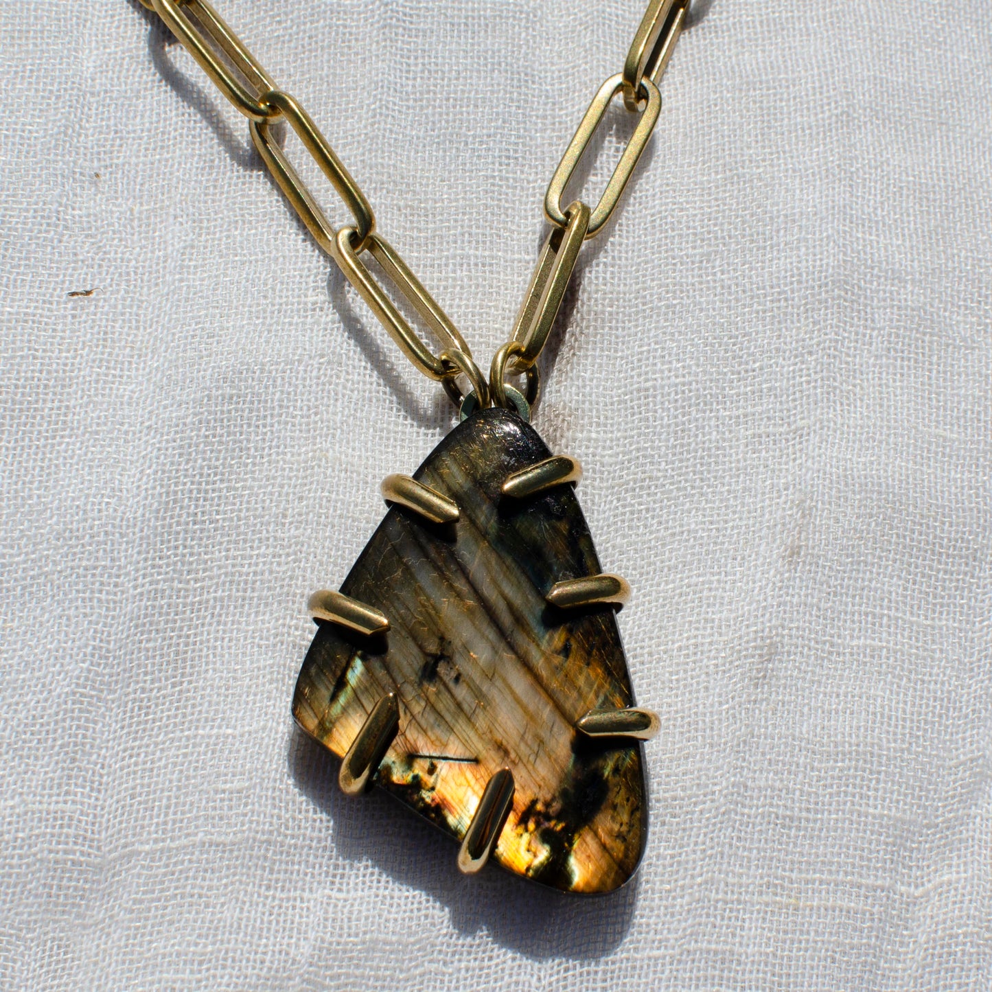 Flashy Labradorite Claw Prong Pendant