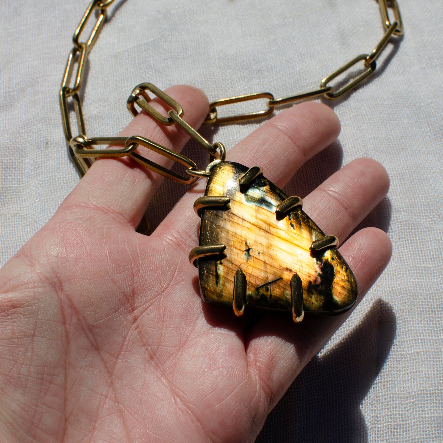 Flashy Labradorite Claw Prong Pendant