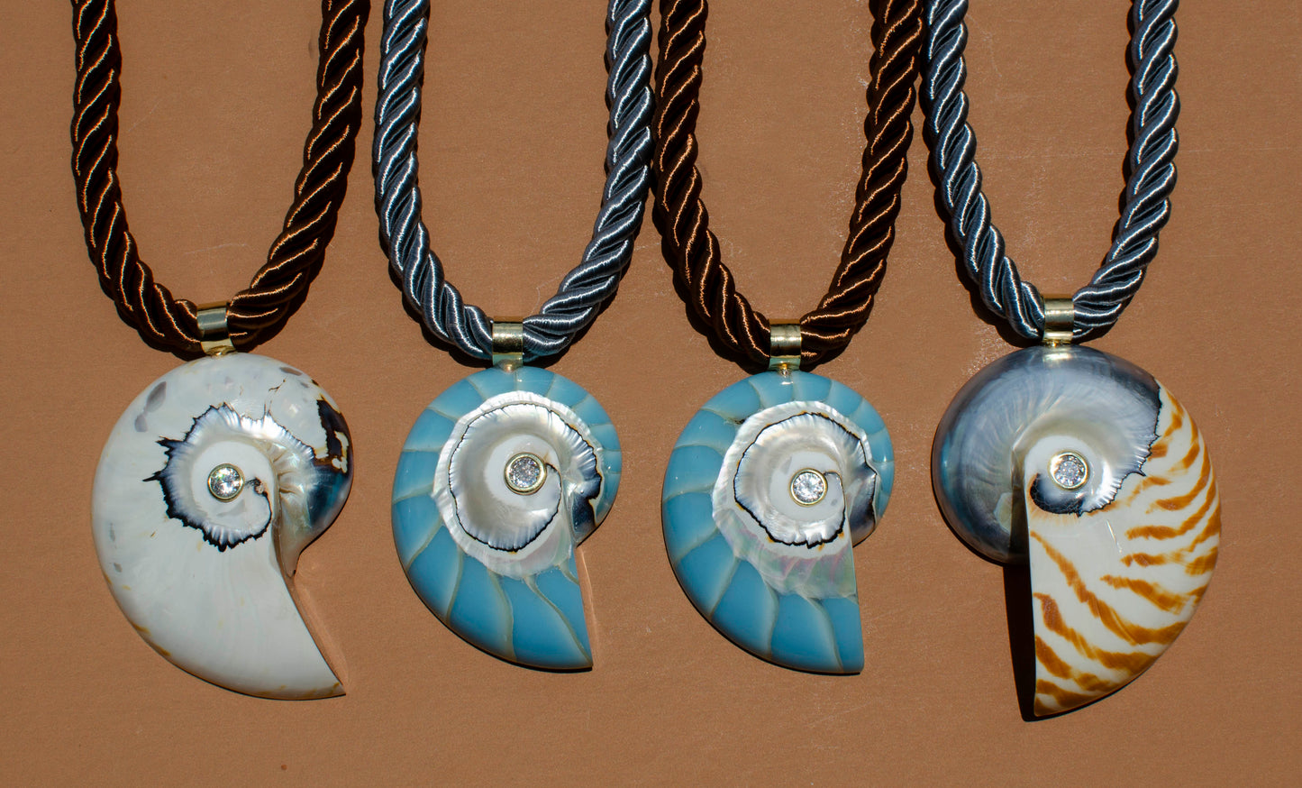 Large Sparkle Nautilus on Twisted Rope