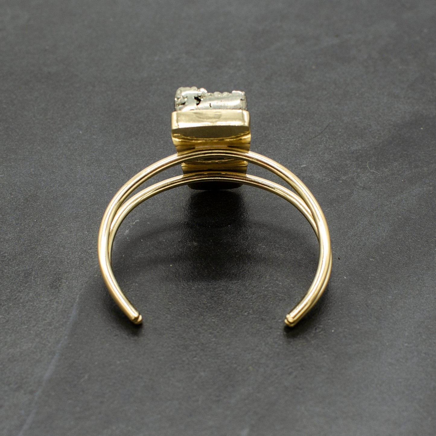 Geo Cuff
