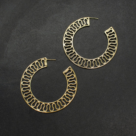 Squiggle Hoops