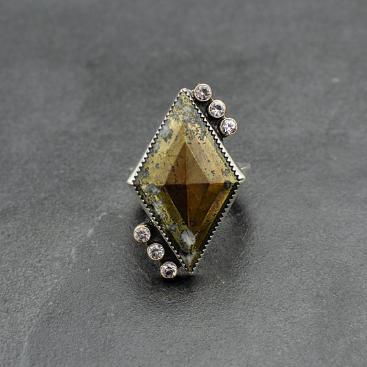 Pyrite Kite Ring